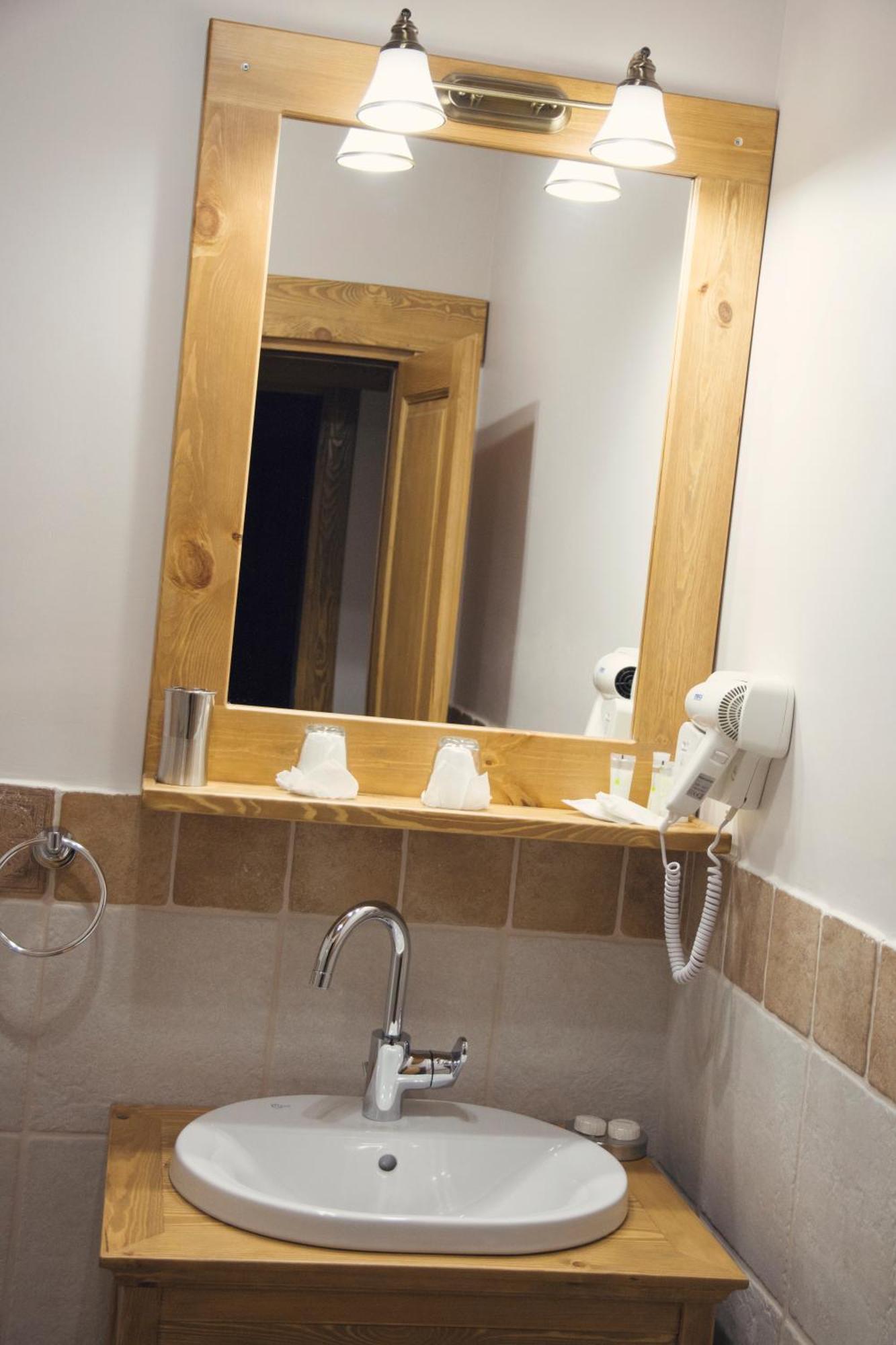Samedru Hotell Măgura Rum bild